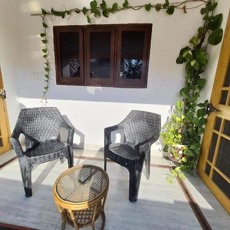 Nature View Homestay เดห์ราดุน ภายนอก รูปภาพ