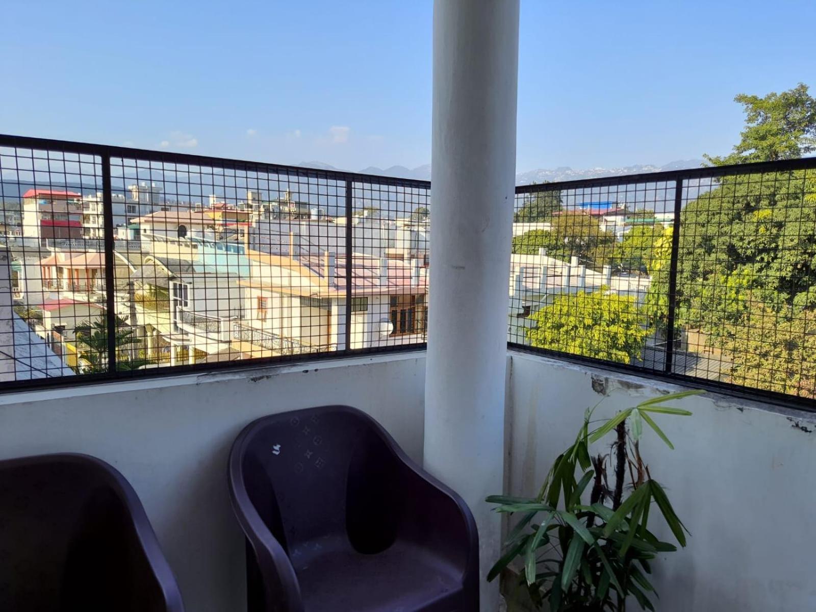 Nature View Homestay เดห์ราดุน ห้อง รูปภาพ