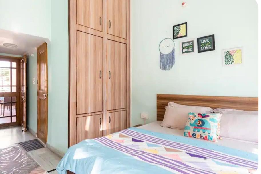 Nature View Homestay เดห์ราดุน ภายนอก รูปภาพ